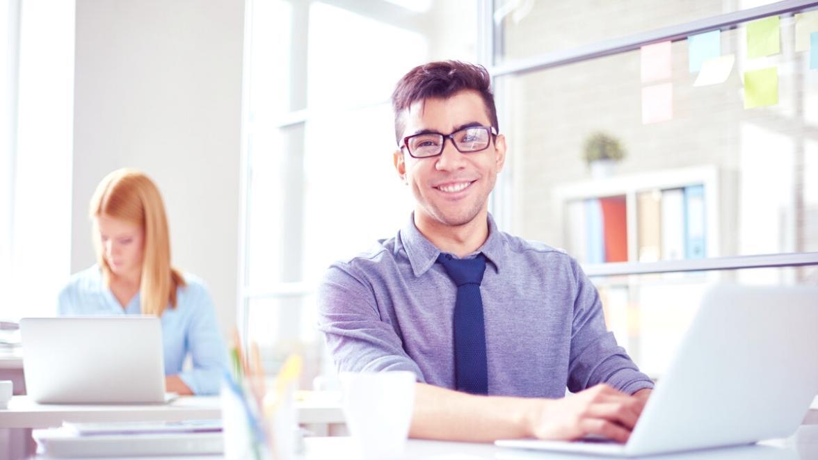 Graphiques de performance et métriques d'évolution du trafic organique