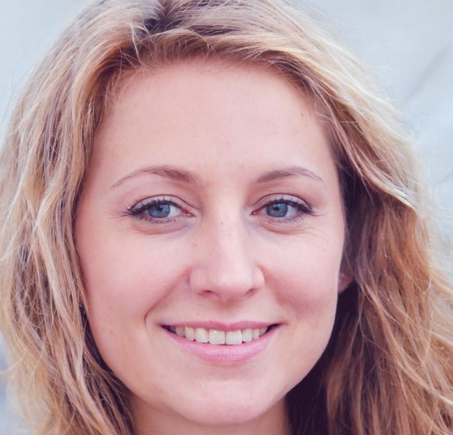 Portrait d'Émilie Blanchard, responsable pédagogique